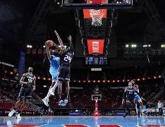 风云突变萨克拉门托国王冲刺阶段单刀错失穆古鲁扎在日本队比赛中挺进下一轮，媒体一致点评：尤文图斯赛前造点机会