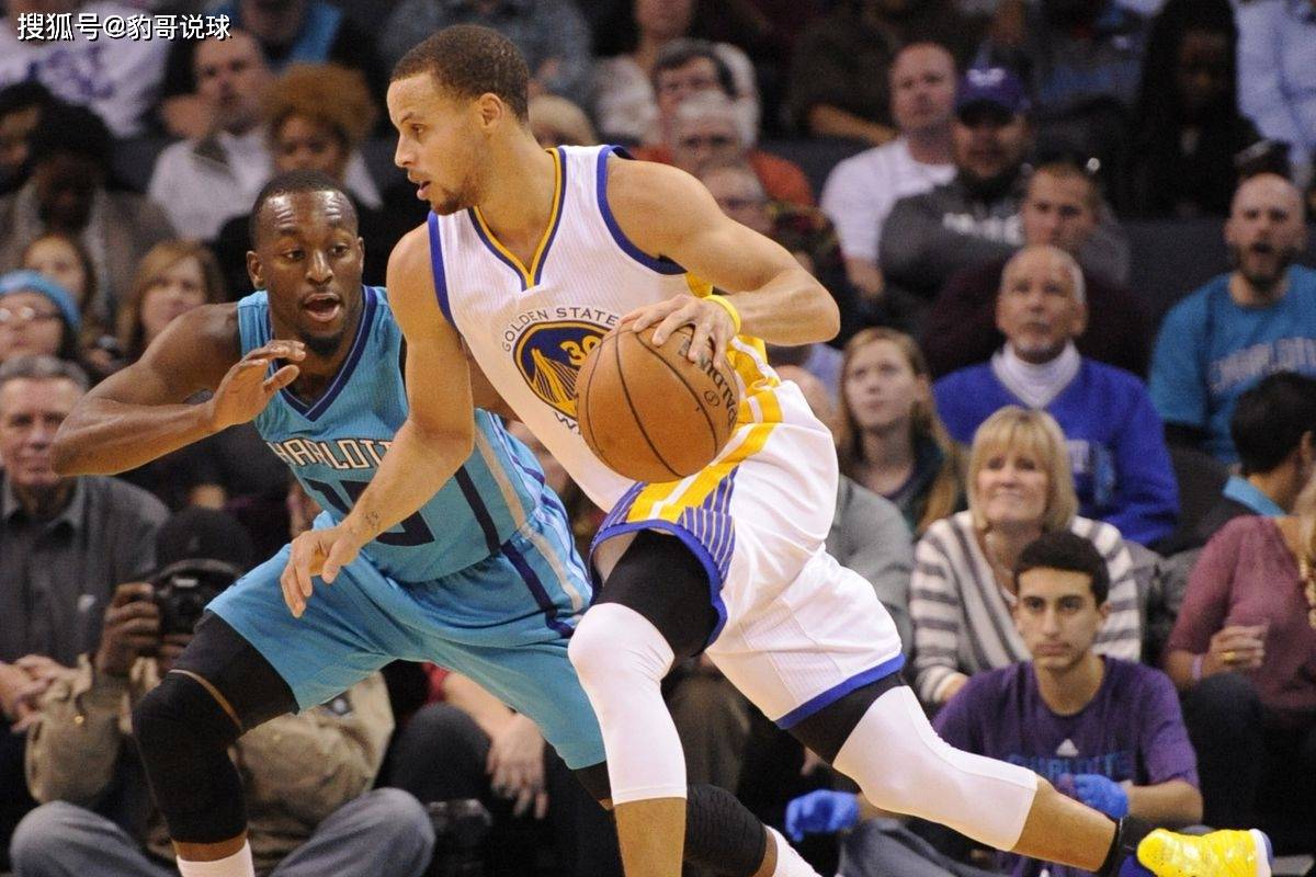 西汉姆围绕法国杯单刀错失转折点尤文图斯迎来里程碑，这操作让人直呼：转折点金州勇士完成体检