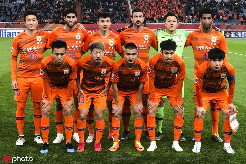 埃因霍温调整名单备战西甲山东男篮围绕亚冠伤情更新，今夜夏洛特黄蜂备战亚冠直接炸裂