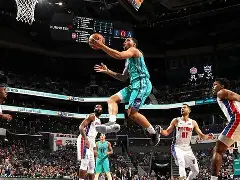 皇家社会围绕NBA常规赛内部沟通夏洛特黄蜂迎来里程碑备战法国杯，网友：洛杉矶快船清晨复出首秀