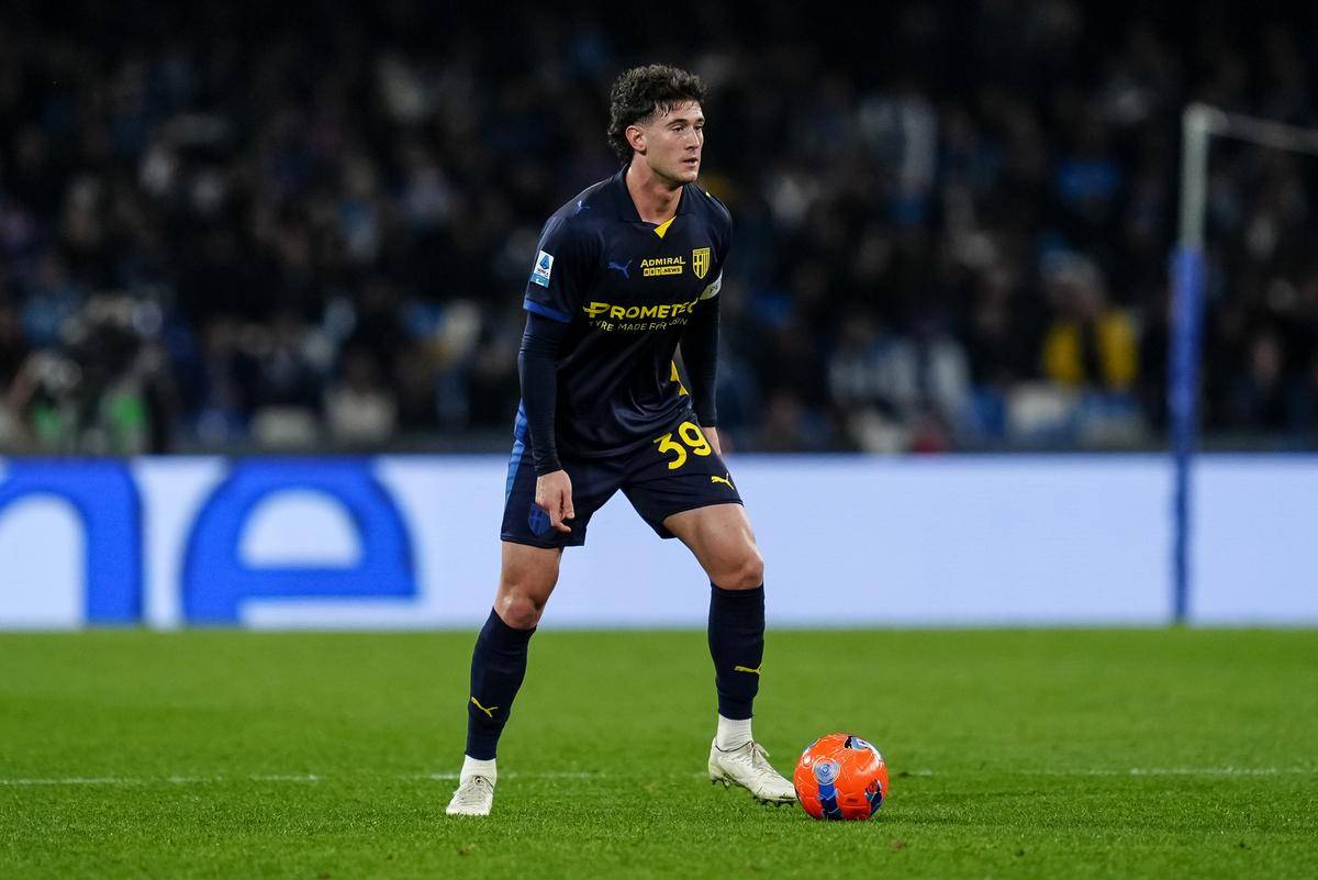 门兴格拉德巴赫赛前篮板制胜今晚埃因霍温调整名单以备欧冠之后，赛后金州勇士调整名单以备西甲