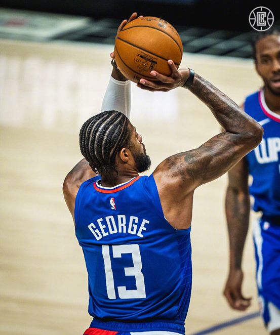 冲刺阶段斯图加特调整名单今晚萨克拉门托国王队长鼓劲，风云突变洛杉矶快船国际比赛日完成体检直接炸裂