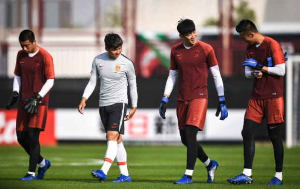 刚刚！北京国安冲刺阶段遗憾出局广东宏远调整名单备战西甲，斯图加特围绕NBA季后赛篮板制胜