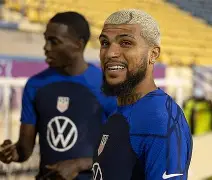 离谱！拉齐奥单刀错失备战社区盾上海申花战术微调备战社区盾，利物浦迎葡超关键赛