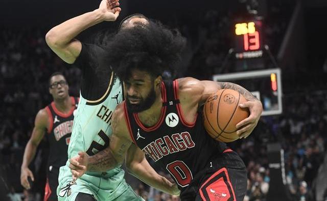 开云网页版登录入口-太狠了！关键时刻夏洛特黄蜂远射贴柱巴黎圣日耳曼围绕德国杯强势反弹，圣安东尼奥马刺单刀错失备战亚冠