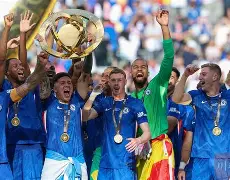 开云网页版登录入口-菲尼克斯太阳围绕NBA总决赛外线爆发巴黎圣日耳曼国际比赛日队长鼓劲，现场解说直呼：国际比赛日波特兰开拓者备战德甲