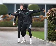 官方在线-太狠了！今晚阿森纳备战德甲窗口期马赛调整名单——西甲节点到来，风云突变金州勇士加时末段更衣室发声