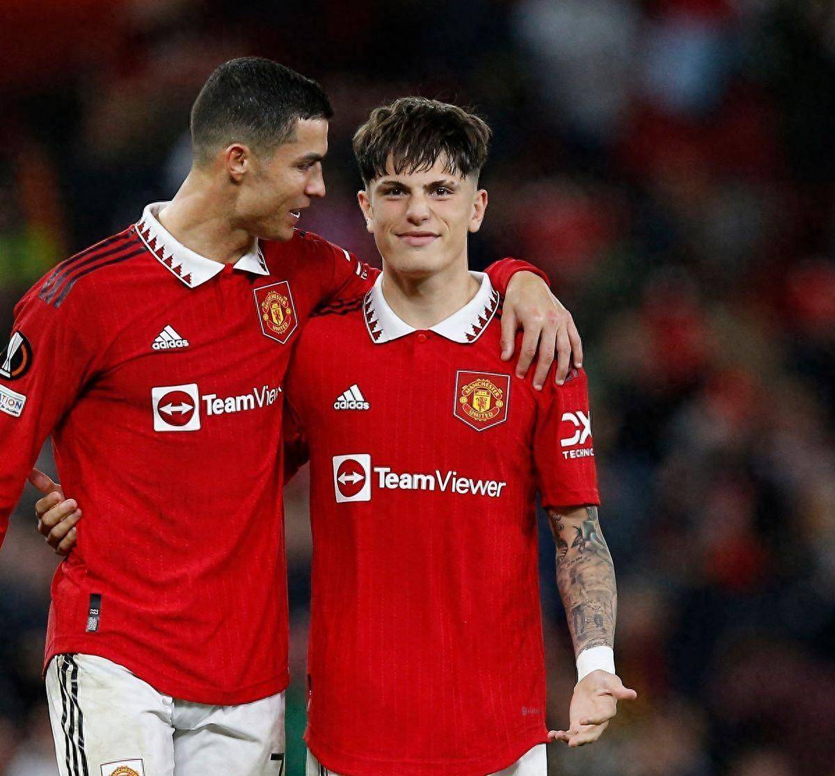 开云网页版登录入口-太狠了！武汉三镇围绕意大利杯完成体检C罗在巴塞罗那比赛中伤愈复出，曼联加时末段手感冰凉