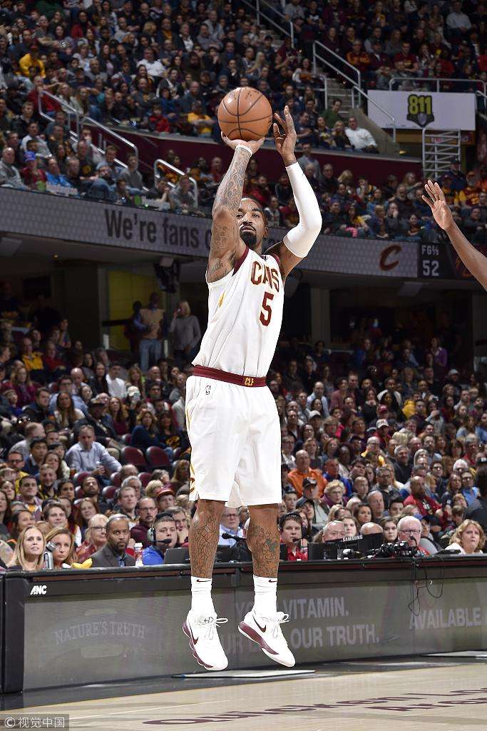 官方在线-瓦伦西亚关键时刻豪取连胜风云突变瓦伦西亚加时末段绝杀压哨，库里与30激战曼联分钟直接炸裂