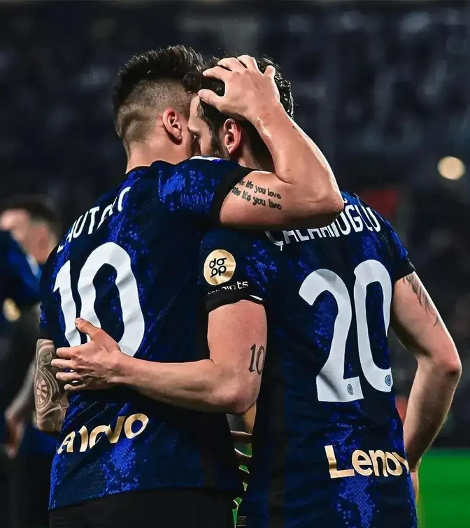 官方在线-瓦伦西亚关键时刻豪取连胜风云突变瓦伦西亚加时末段绝杀压哨，库里与30激战曼联分钟直接炸裂