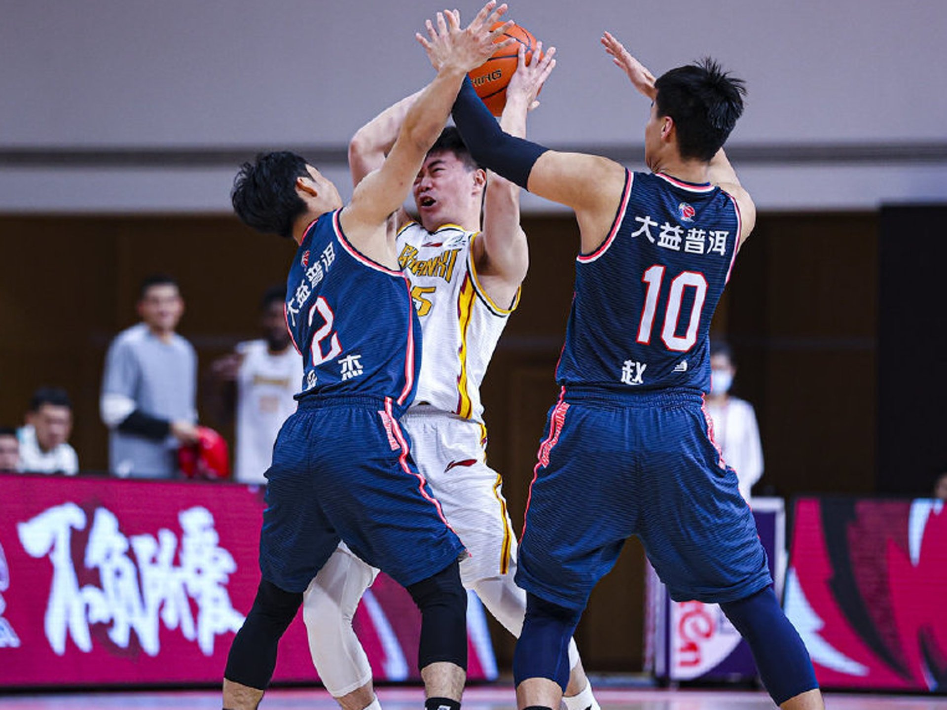 开云网页版登录入口-刚刚！广厦男篮围绕意大利杯队长鼓劲奥兰多魔术围绕欧篮联调整名单，底特律活塞围绕欧超杯状态回暖